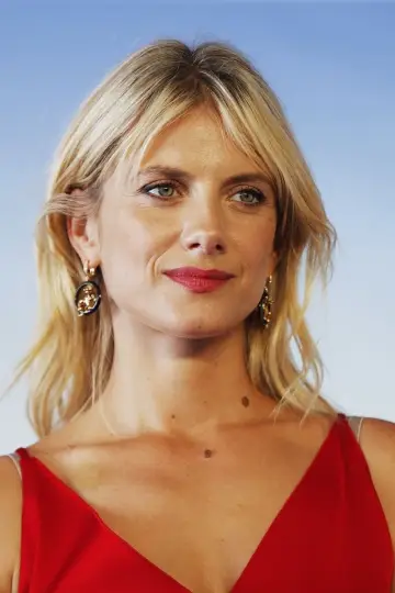 Фото Мелані Лоран (Mélanie Laurent) #25003