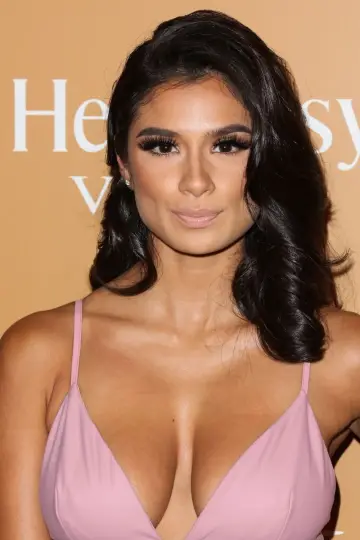Фото Діана Герреро (Diane Guerrero) #12182