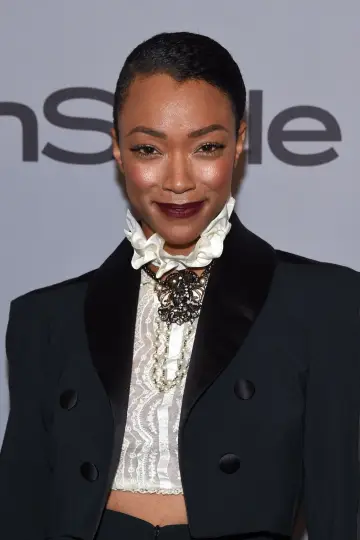 Фото  (Sonequa Martin-Green) #32843