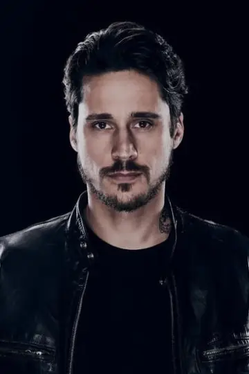Фото Пітер Ґадіот (Peter Gadiot) #179284