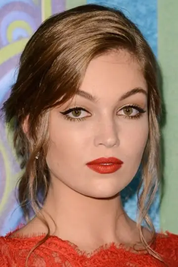 Фото Лілі Сіммонс (Lili Simmons) #120671