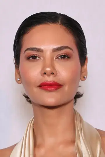 Фото Еша Гупта (Esha Gupta) #401709