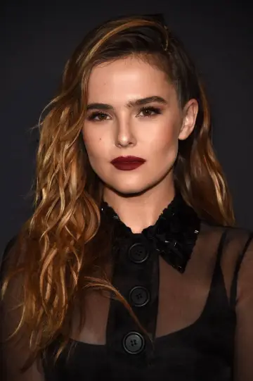 Фото Зої Дойч (Zoey Deutch) #74340