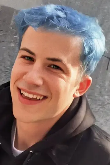 Фото Ділан Міннетт (Dylan Minnette) #70069
