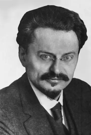 Фото  (Leon Trotsky) #315043