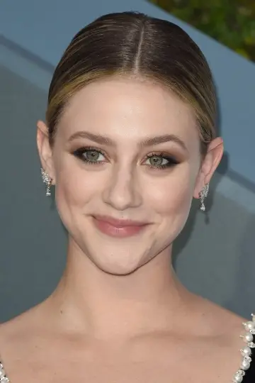 Фото Лілі Рейнхарт (Lili Reinhart) #74089