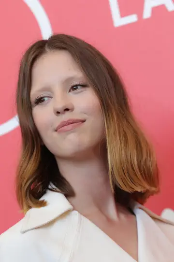 Фото Мія Гот (Mia Goth) #38831