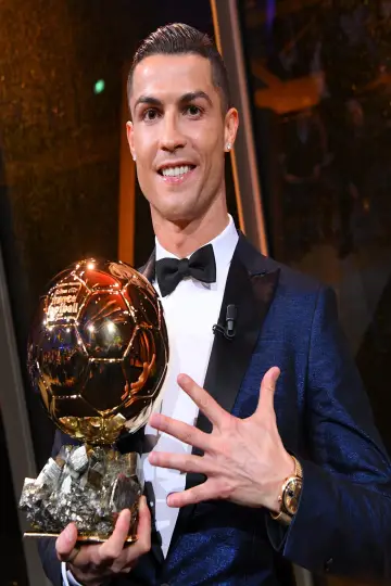 Фото Кріштіану Роналду (Cristiano Ronaldo) #290665