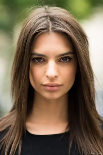 Фото Емілі Ратаковскі (Emily Ratajkowski) #16593