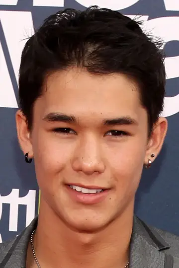 Фото Бубу Стюарт (Booboo Stewart) #18992