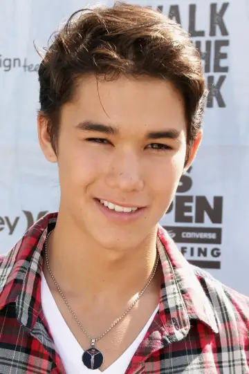 Фото Бубу Стюарт (Booboo Stewart) #18994