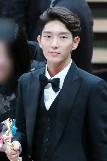 Фото Лі Джун Ґі (Lee Joon-gi) #234386
