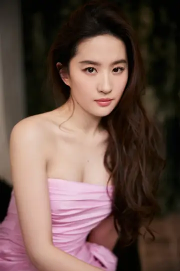 Фото Лю Іфей (Liu Yifei) #40050