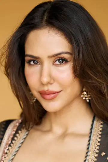 Фото Сонам Баджва (Sonam Bajwa) #404797