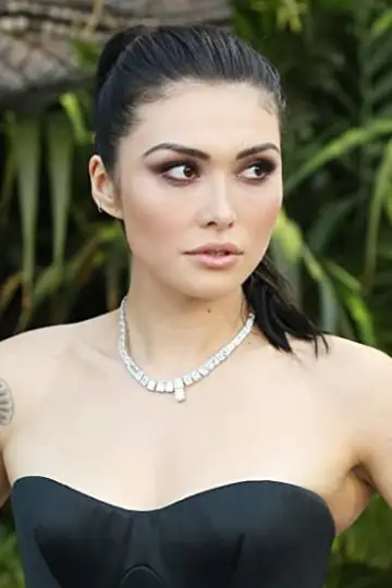 Фото Даніелла Пінеда (Daniella Pineda) #7805