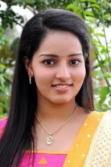 Фото  (Malavika Menon) #250492