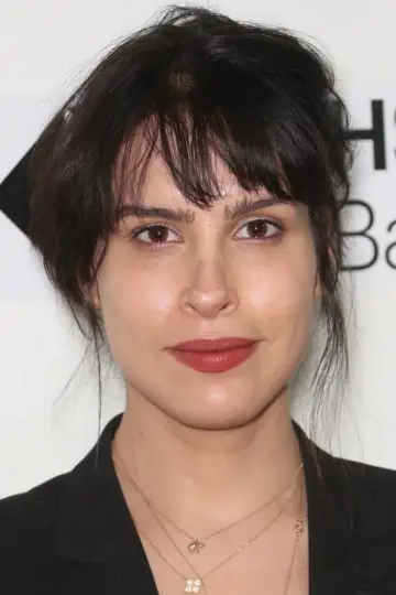 Фото Дезіре Ахаван (Desiree Akhavan) #123019