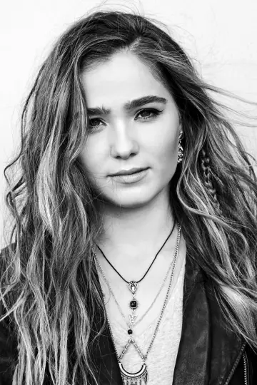 Фото Галей Лу Річардсон (Haley Lu Richardson) #44941