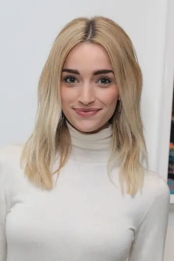 Фото Бріанн Гоуї (Brianne Howey) #51457