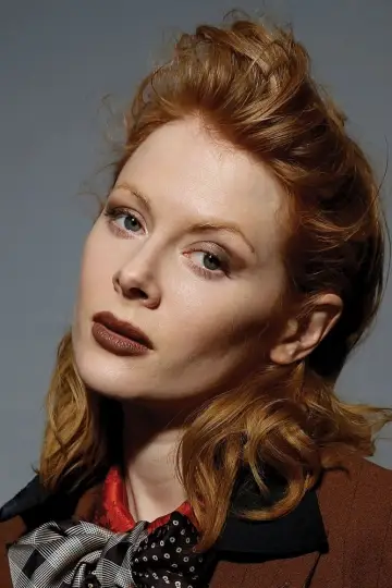 Фото Емілі Бічем (Emily Beecham) #15248