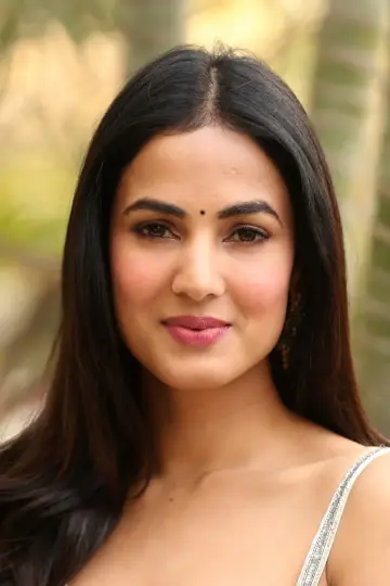 Фото Сонал Чаухан (Sonal Chauhan) #21457