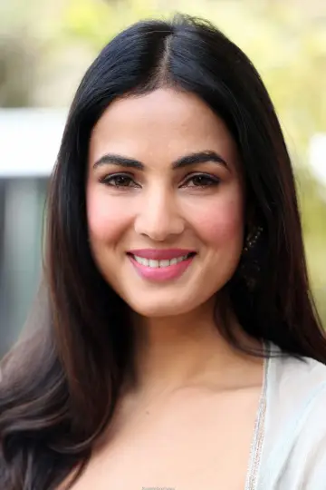 Фото Сонал Чаухан (Sonal Chauhan) #21458