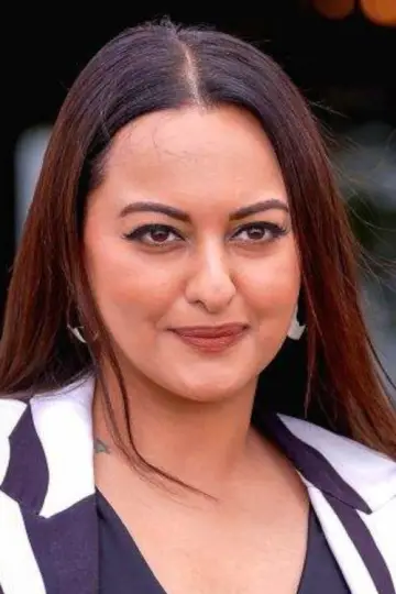 Фото Сонакші Сінья (Sonakshi Sinha) #404166