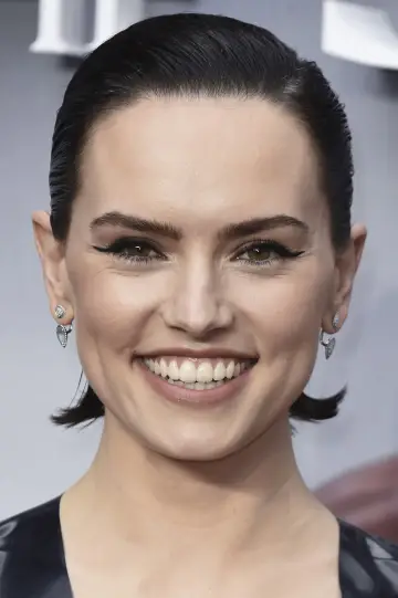 Фото Дейзі Рідлі (Daisy Ridley) #491122