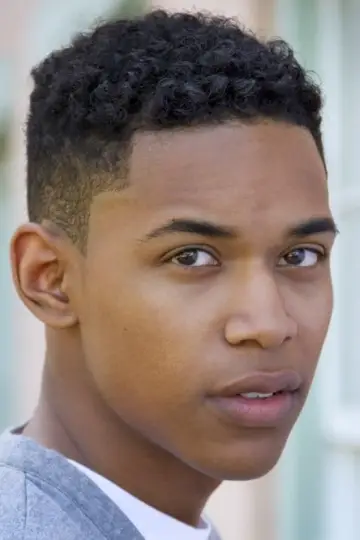 Фото Келвін Гаррісон молодший (Kelvin Harrison Jr.) #47949