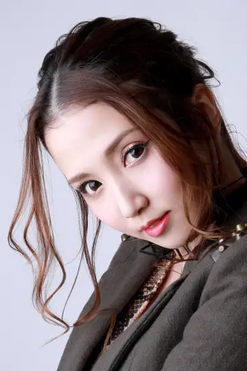 Фото Аяка Томода (Ayaka Tomoda) #322815