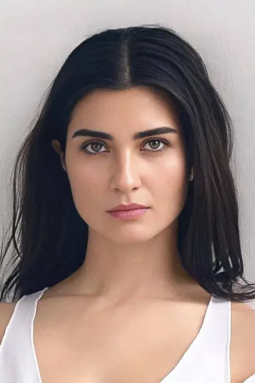 Фото  (Tuba Büyüküstün) #341092