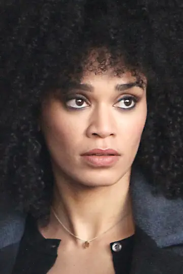 Фото  (Pearl Thusi) #150792