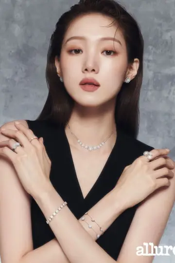 Фото  (Lee Sung-kyung) #320253