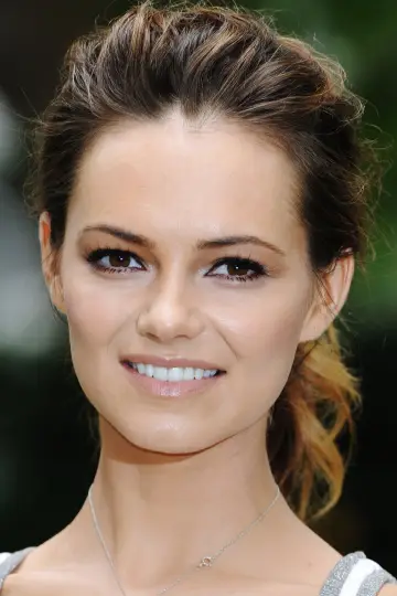 Фото  (Kara Tointon) #196044