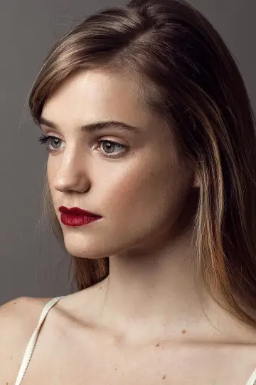 Фото  (Noémie Schmidt) #222463