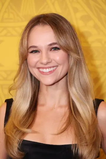 Фото Медісон Айзман (Madison Iseman) #13189