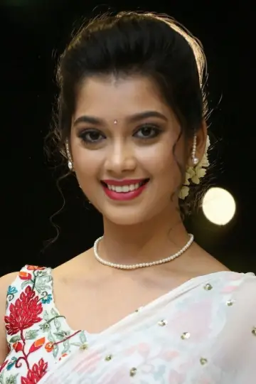 Фото  (Digangana Suryavanshi) #438912