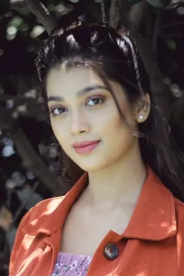 Фото  (Digangana Suryavanshi) #438913