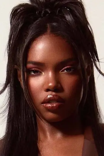 Фото  (Ryan Destiny) #30155