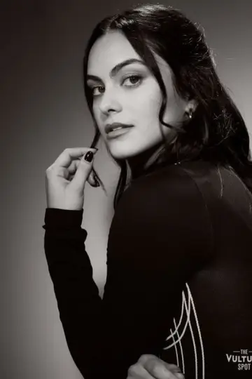 Фото Каміла Мендес (Camila Mendes) #96764