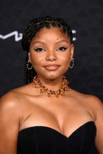 Фото Холлі Бейлі (Halle Bailey) #8336