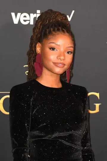 Фото Холлі Бейлі (Halle Bailey) #8340