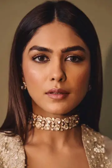 Фото Мрунал Тхакур (Mrunal Thakur) #403580