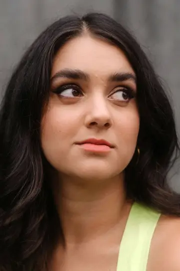 Фото Джеральдін Вісванатан (Geraldine Viswanathan) #94673