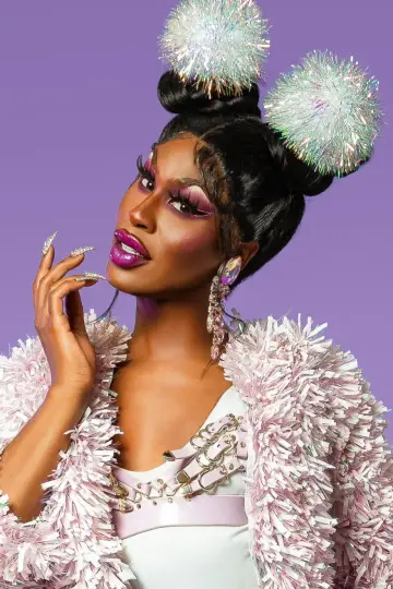 Фото  (Shea Couleé) #450772