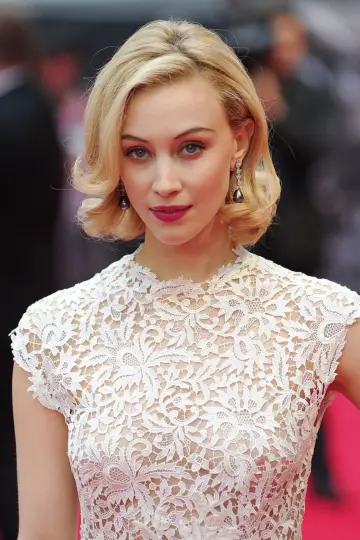 Фото Сара Гадон (Sarah Gadon) #22212