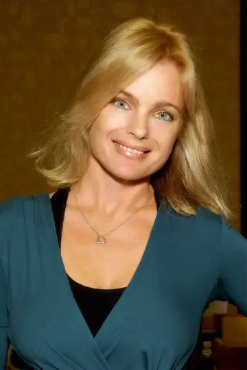 Фото Еріка Єленяк (Erika Eleniak) #53189