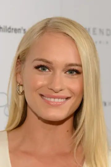 Фото Левен Рамбін (Leven Rambin) #21612