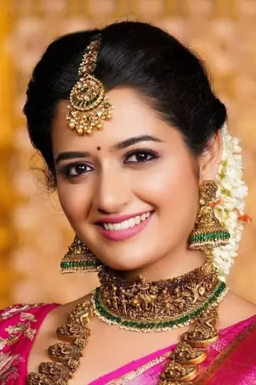 Фото Ашіка Ранганатх (Ashika Ranganath) #14354