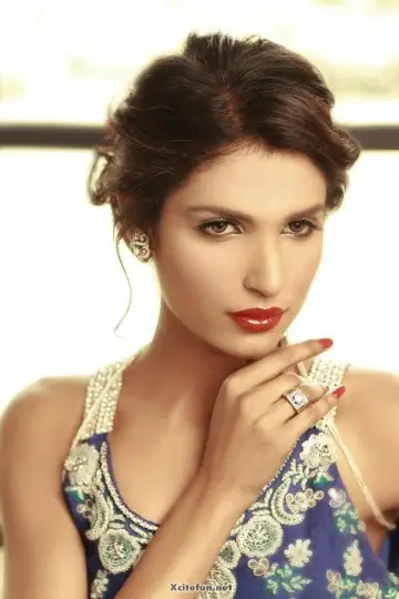 Фото Amna Ilyas